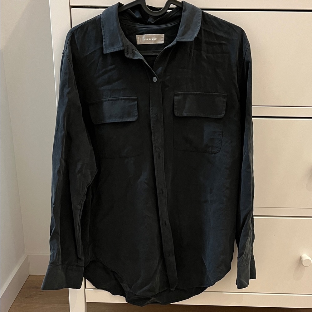 Everlane washable silk Black Button-Up Shirt